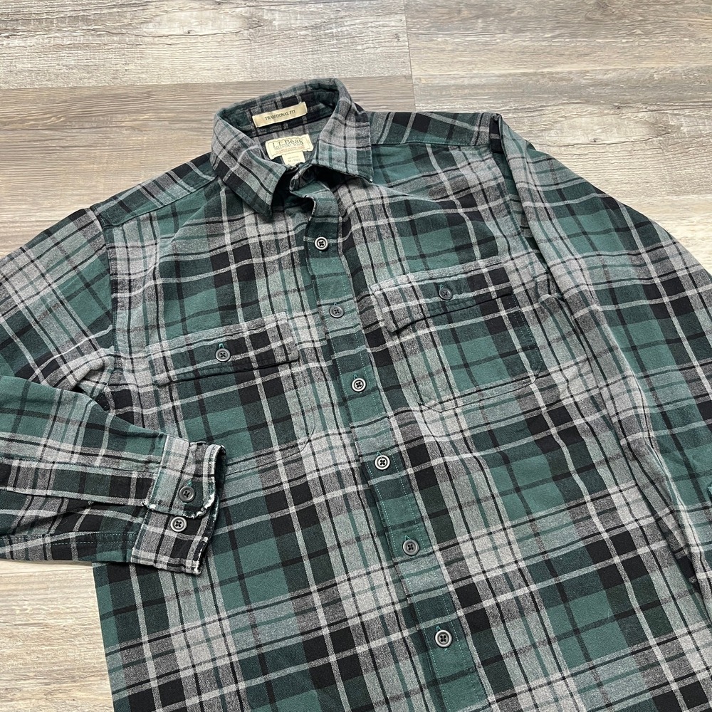 LL Bean Flannel Shirt Button Gray Green Plaid Men MT‎ Traditional Fit Chamois